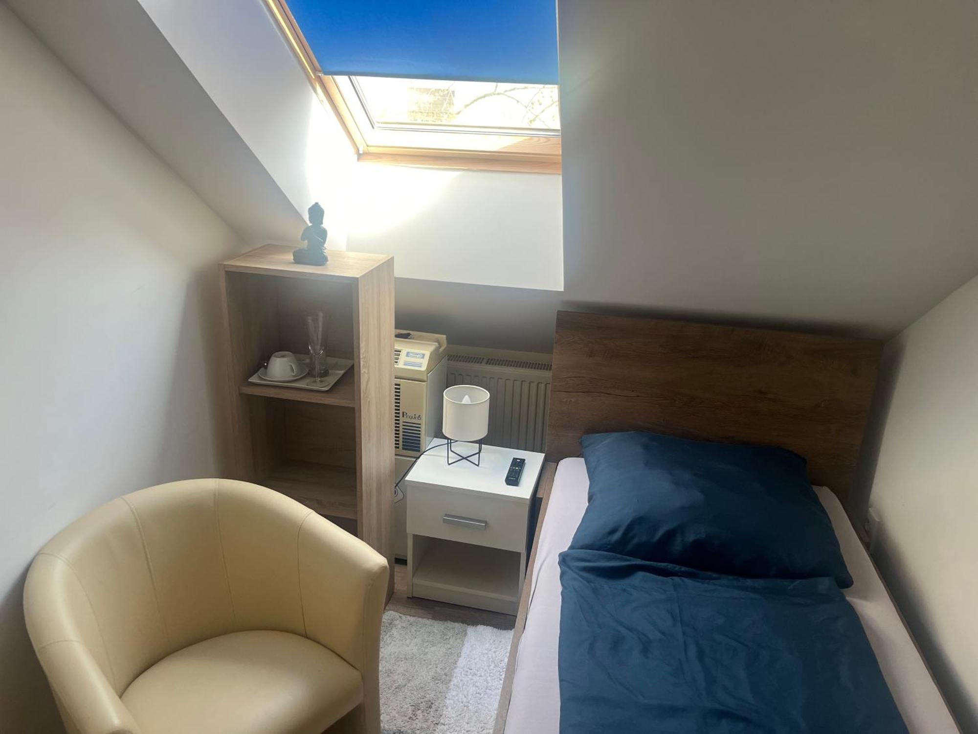 Komárno Jokai Apartman מראה חיצוני תמונה